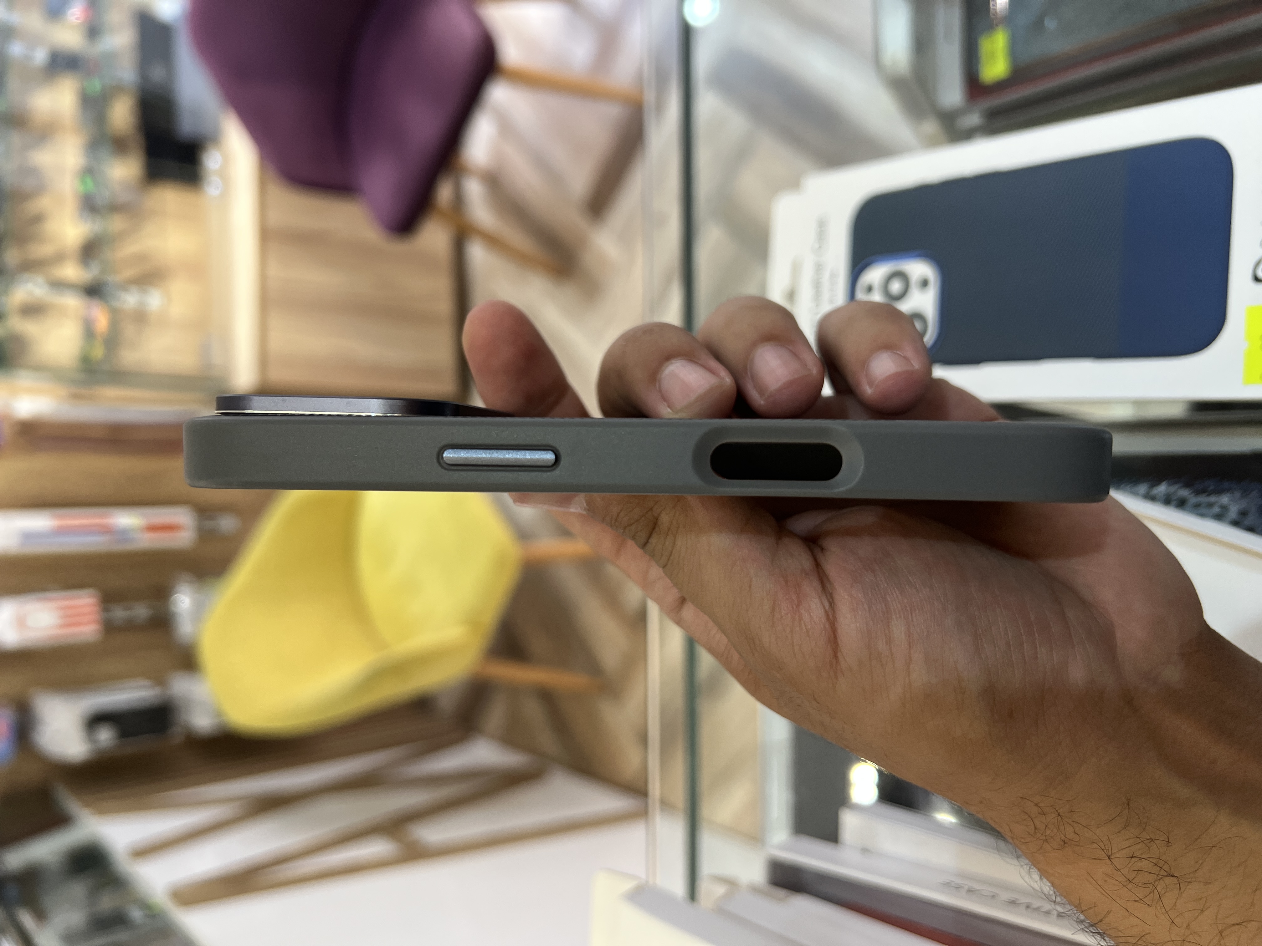 Coque iPhone 17 Series - Cuir Metal  2